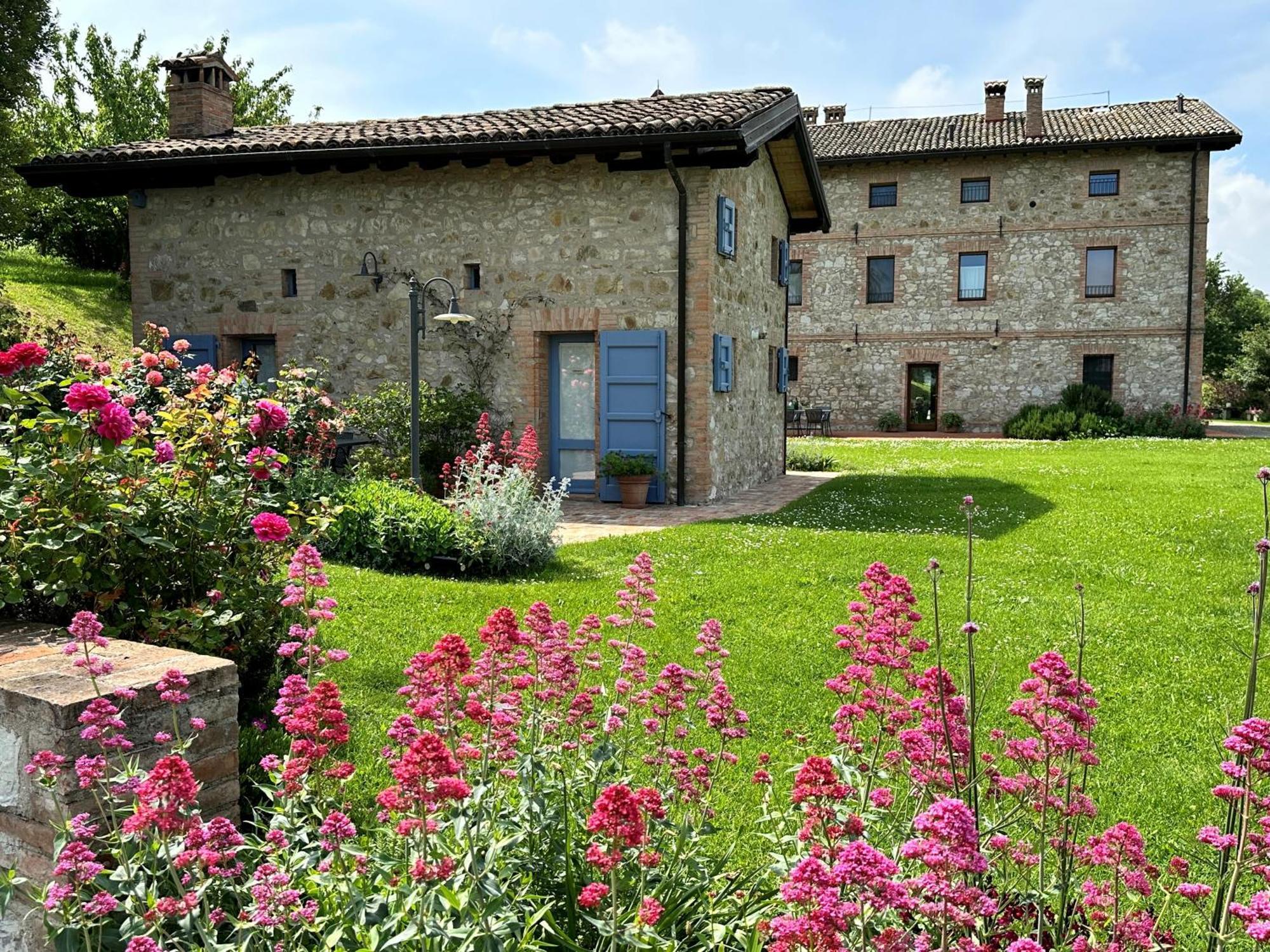 Agriturismo Podere Prasiano Marano sul Panaro Екстериор снимка