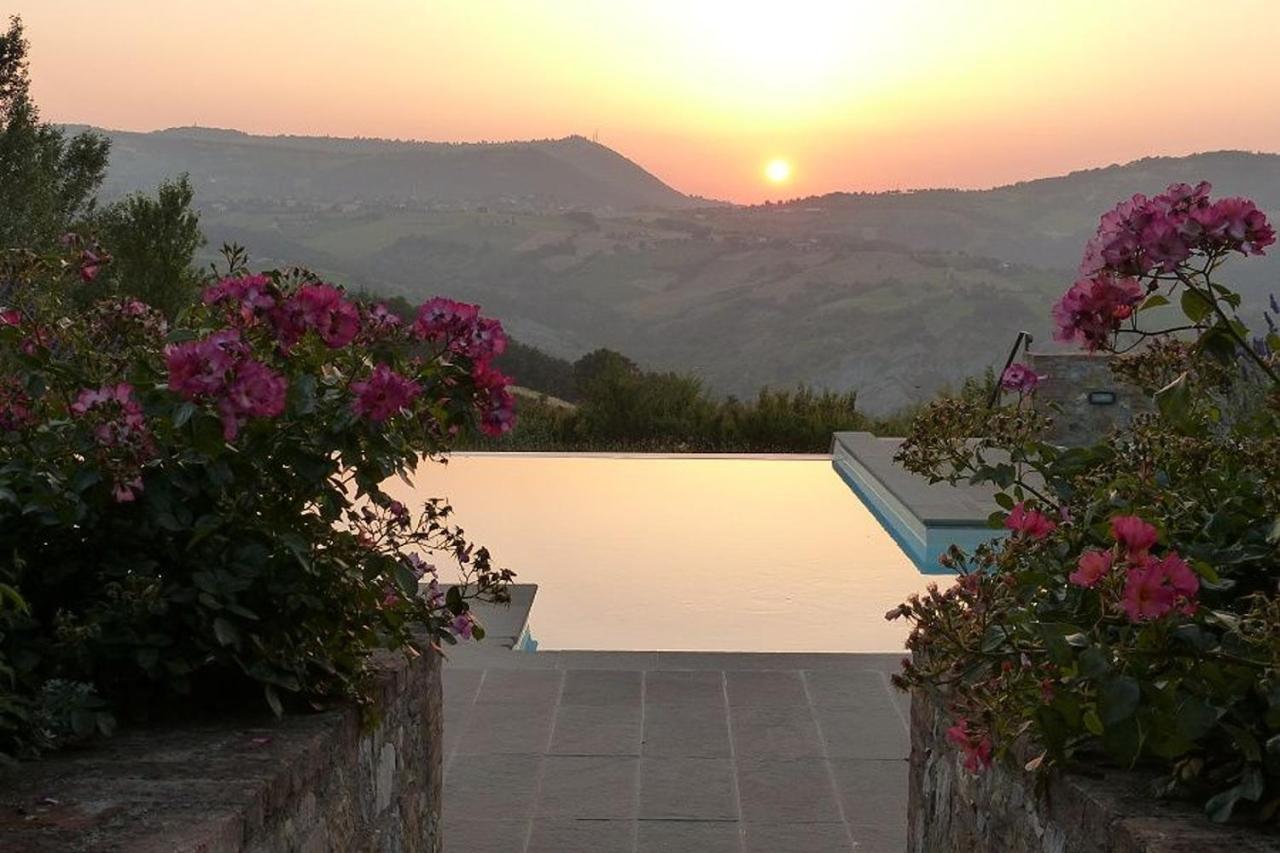 Agriturismo Podere Prasiano Marano sul Panaro Екстериор снимка